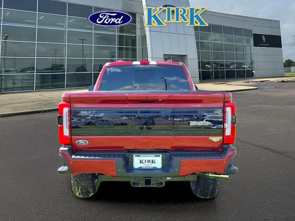 New 2026 Ford F-250 Platinum Crew Cab
