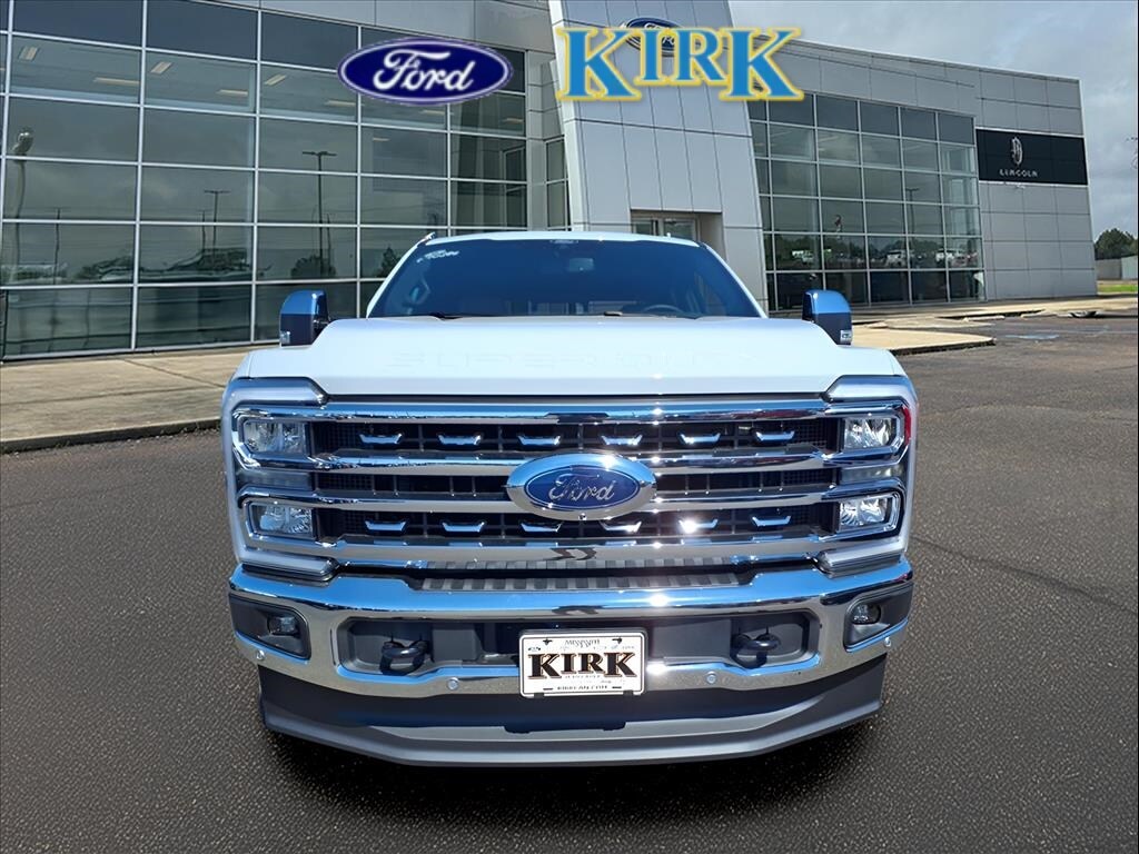 New 2026 Ford F-250 Lariat Crew Cab