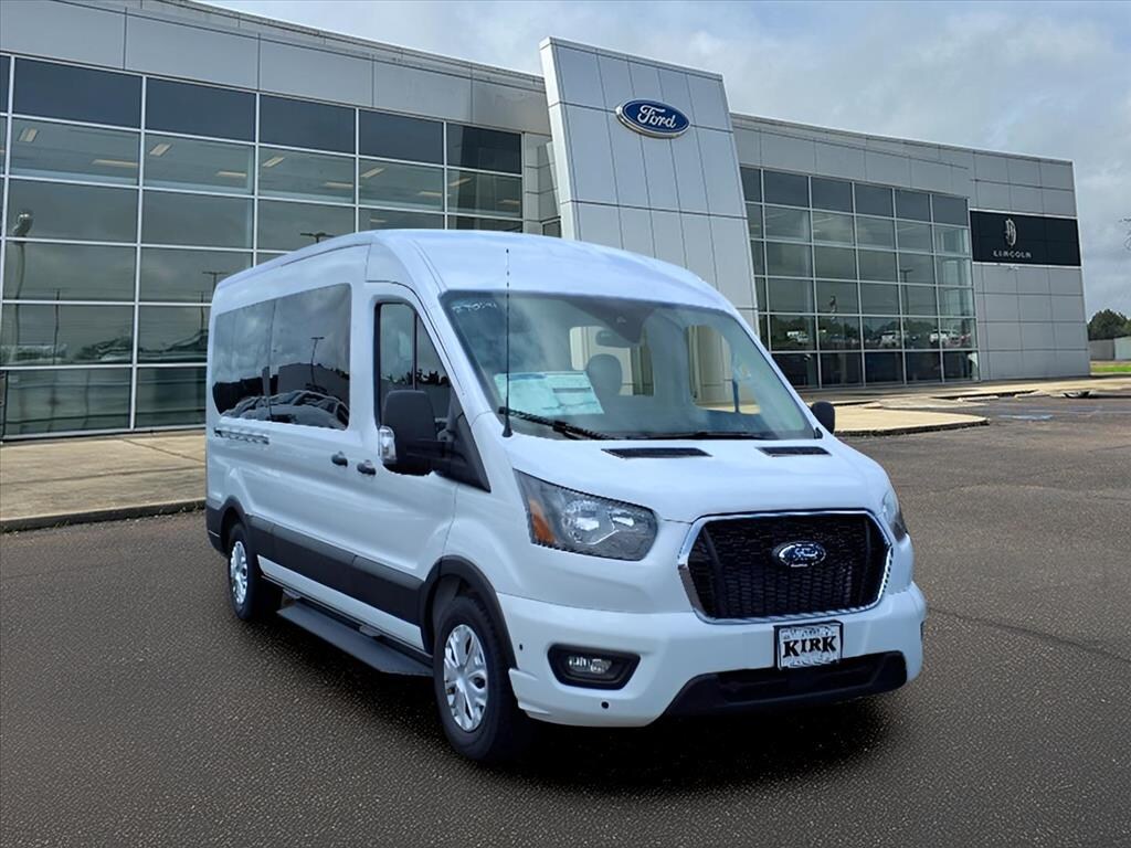 New 2025 Ford Transit Wagon XLT Wagon