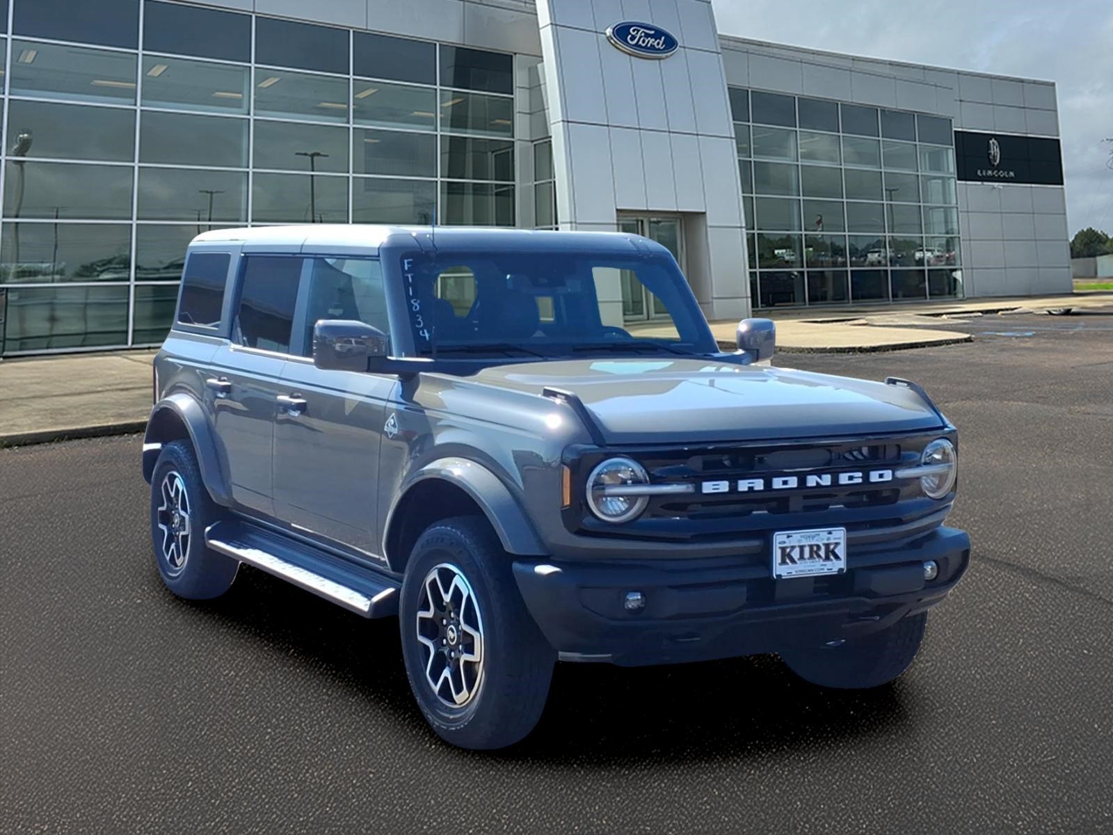 New 2026 Ford Bronco Outer Banks Sport Utility