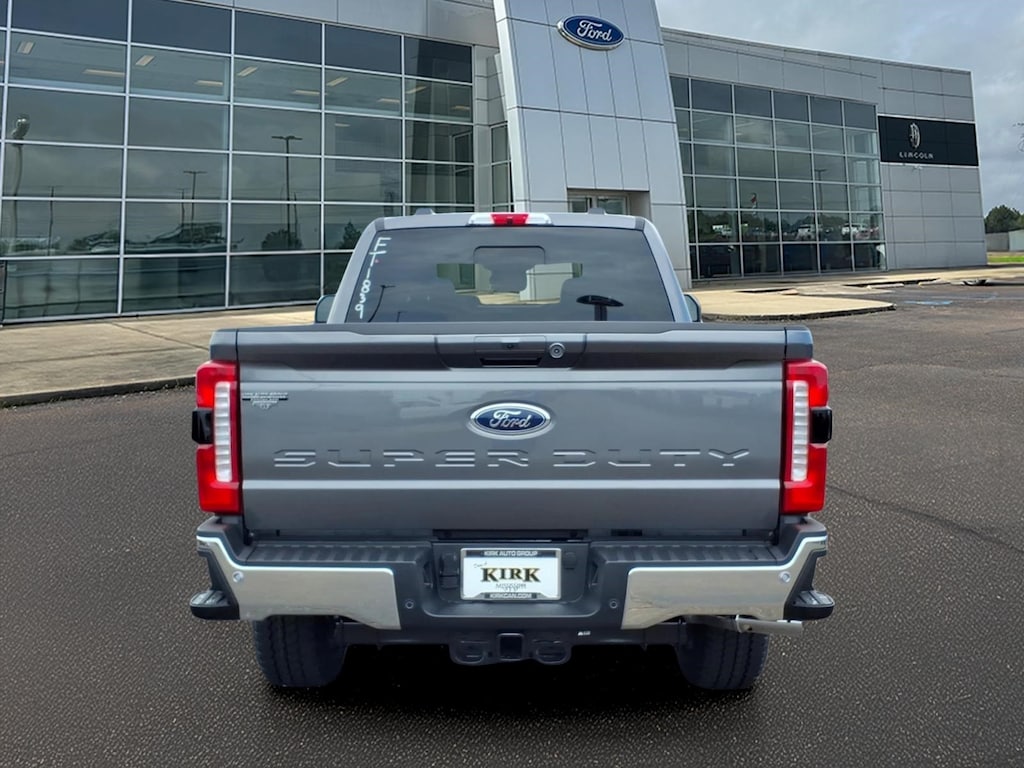 New 2026 Ford F-250 Lariat Crew Cab