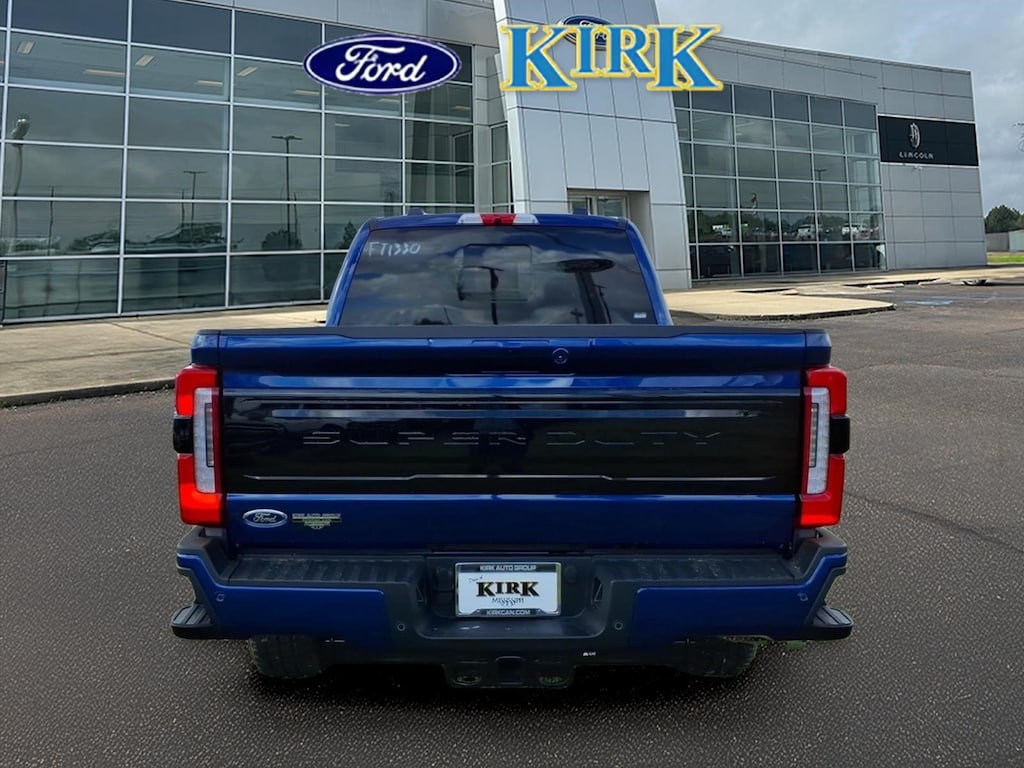 New 2026 Ford F-250 Platinum Crew Cab