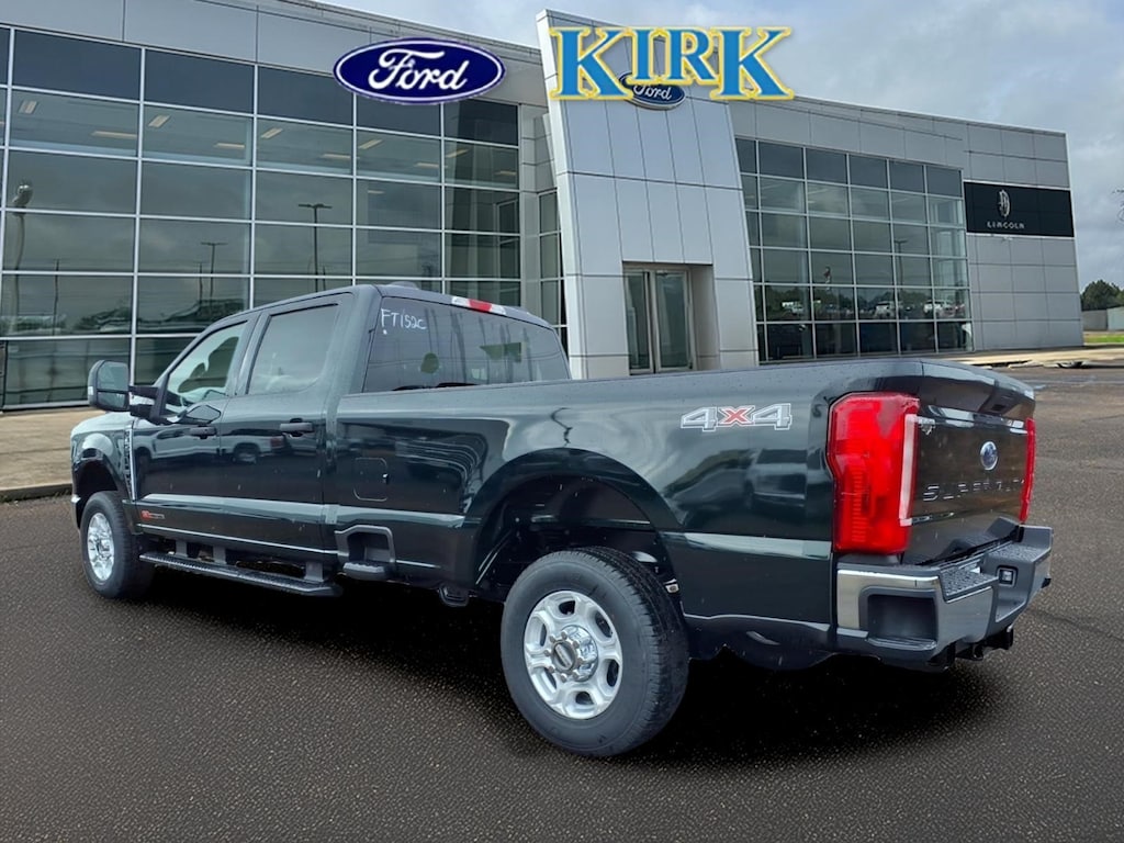 New 2026 Ford F-350 XLT Crew Cab