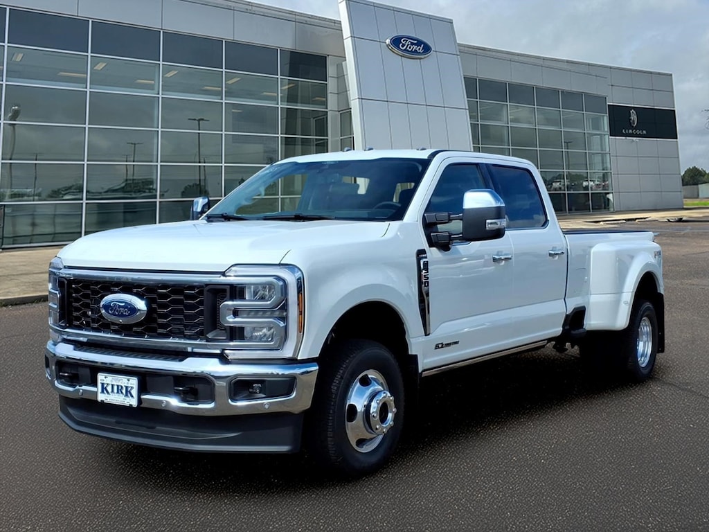 New 2026 Ford F-350 Lariat Crew Cab