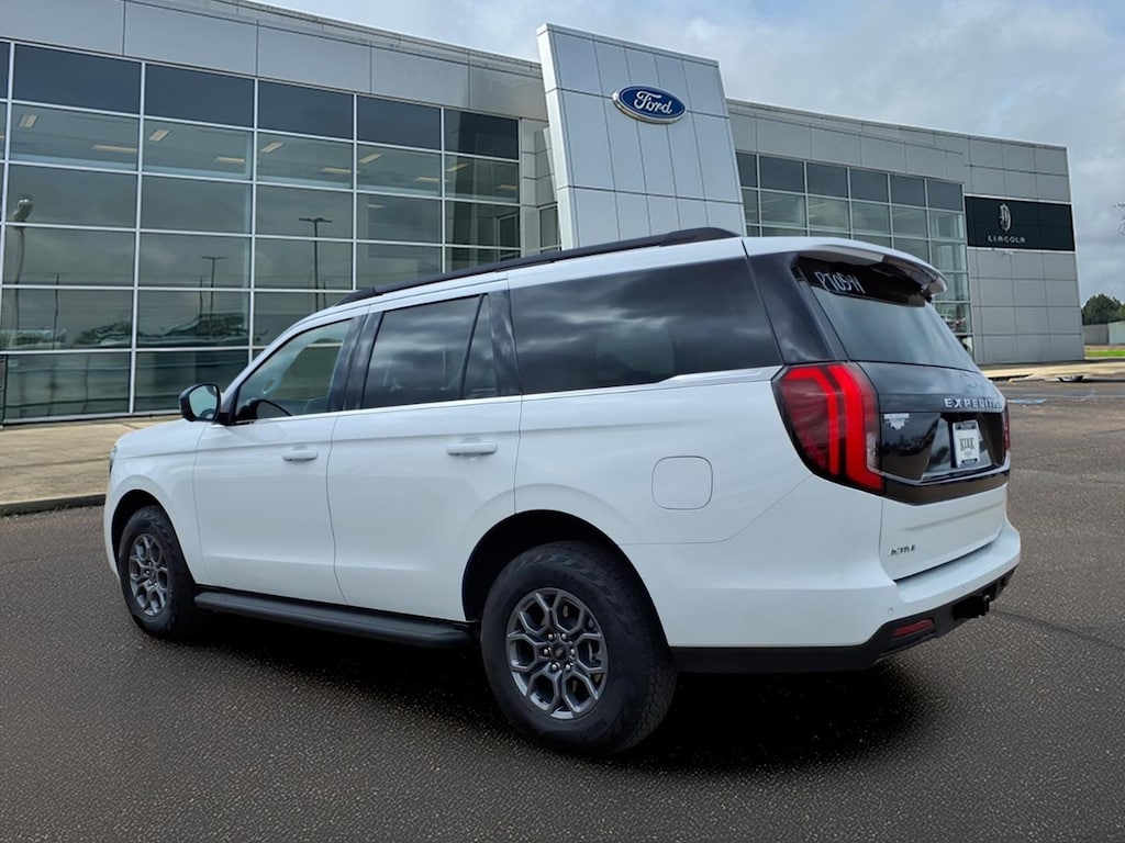 Used 2025 Ford Expedition Active Sport Utility