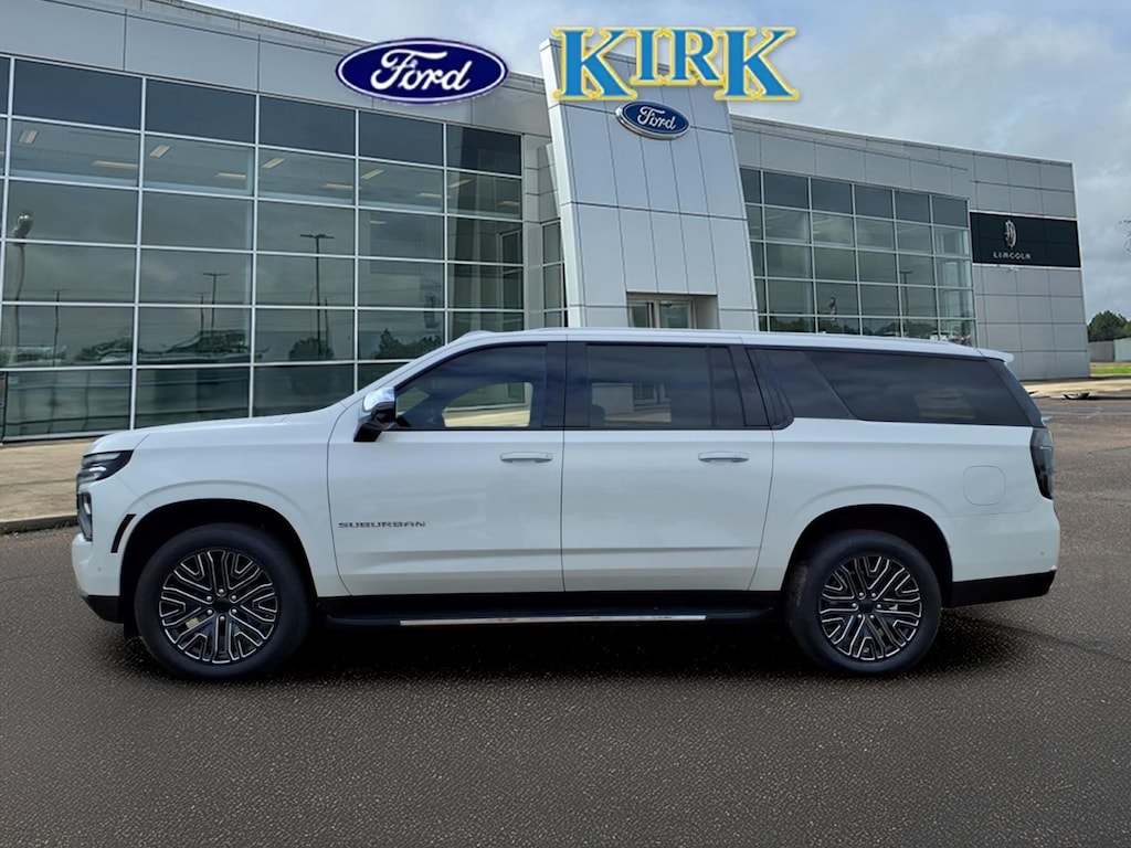 Used 2025 Chevrolet Suburban Premier Sport Utility