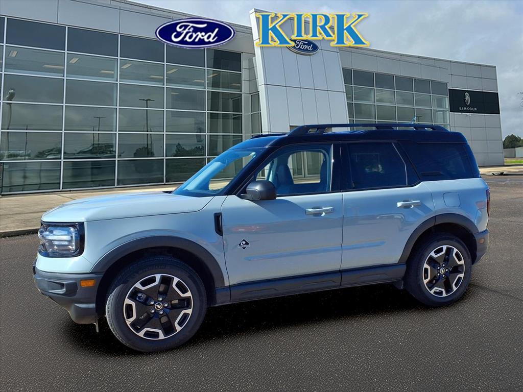 2023 Ford Bronco Sport Outer Banks's photo