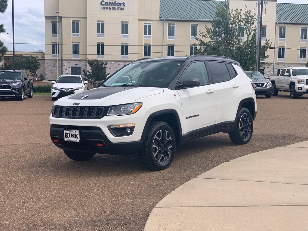 Used 2019 Jeep Compass Trailhawk with VIN 3C4NJDDB6KT722052 for sale in Grenada, MS