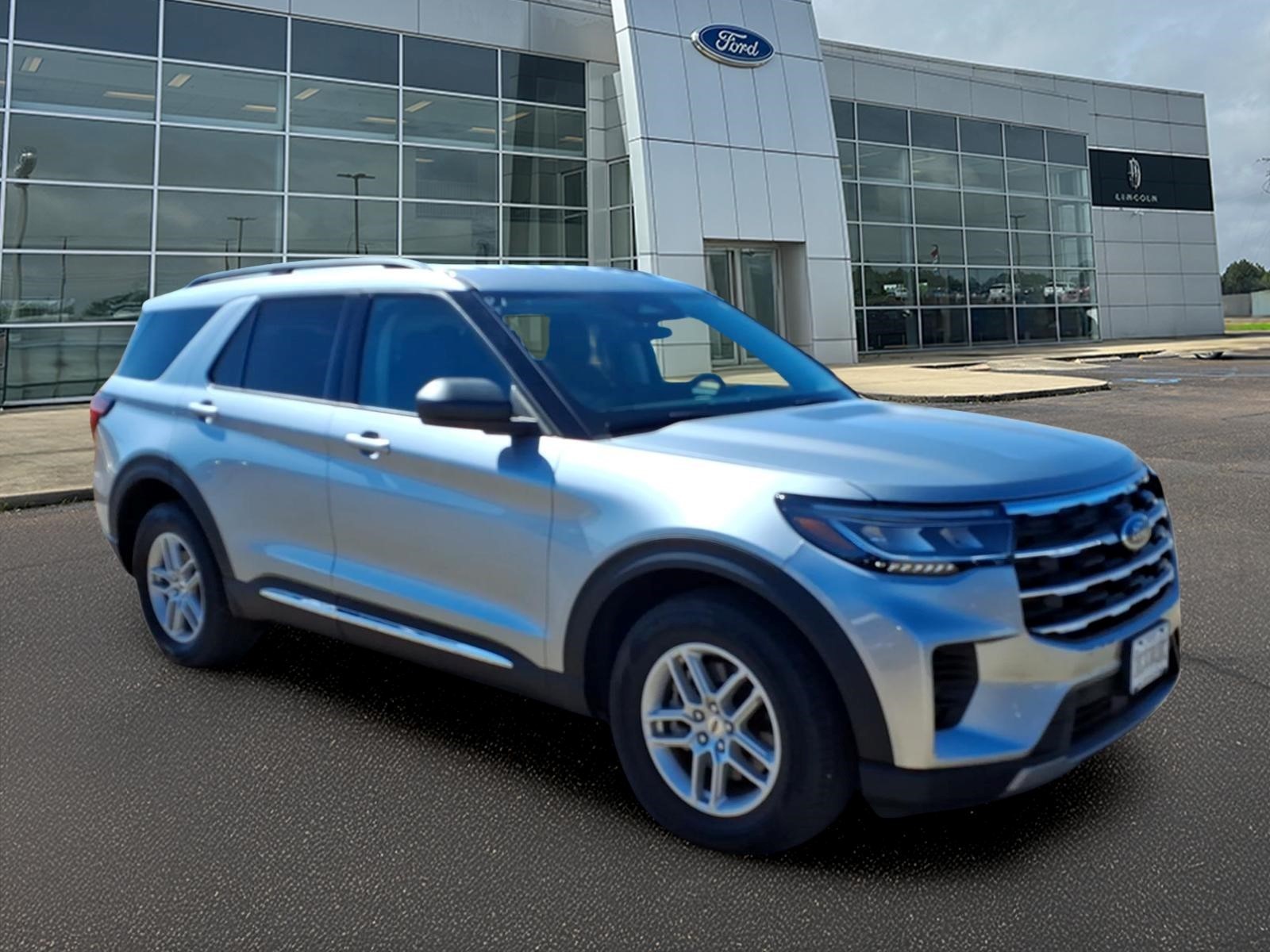 Used 2025 Ford Explorer Active Sport Utility