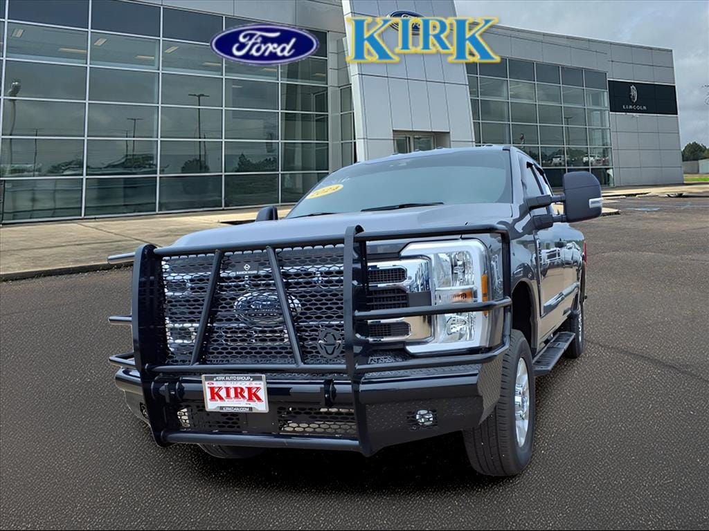 Used 2024 Ford F-250 XLT Extended Cab