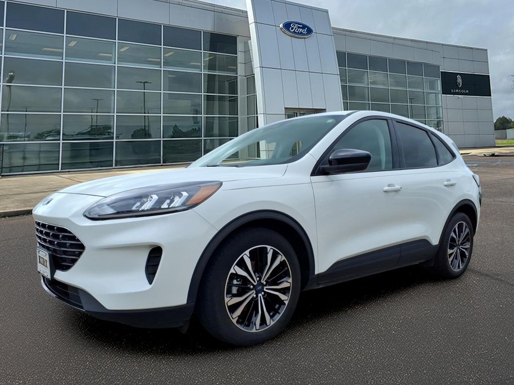 Used 2022 Ford Escape SE Sport Utility