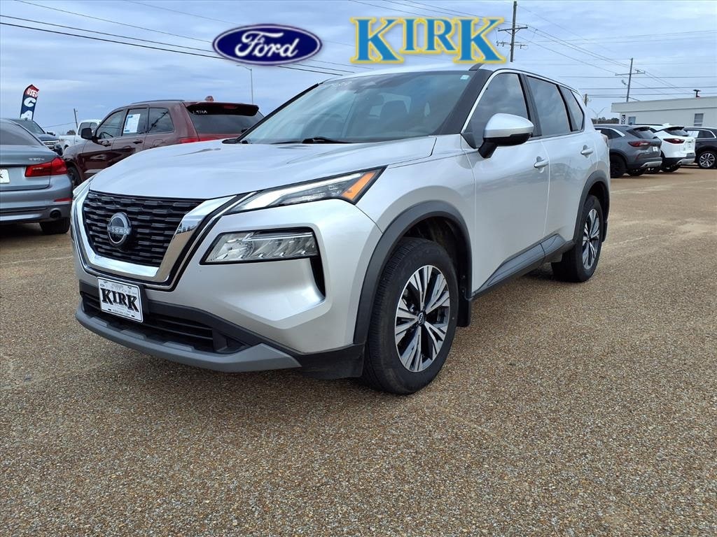 Used 2023 Nissan Rogue SV Sport Utility