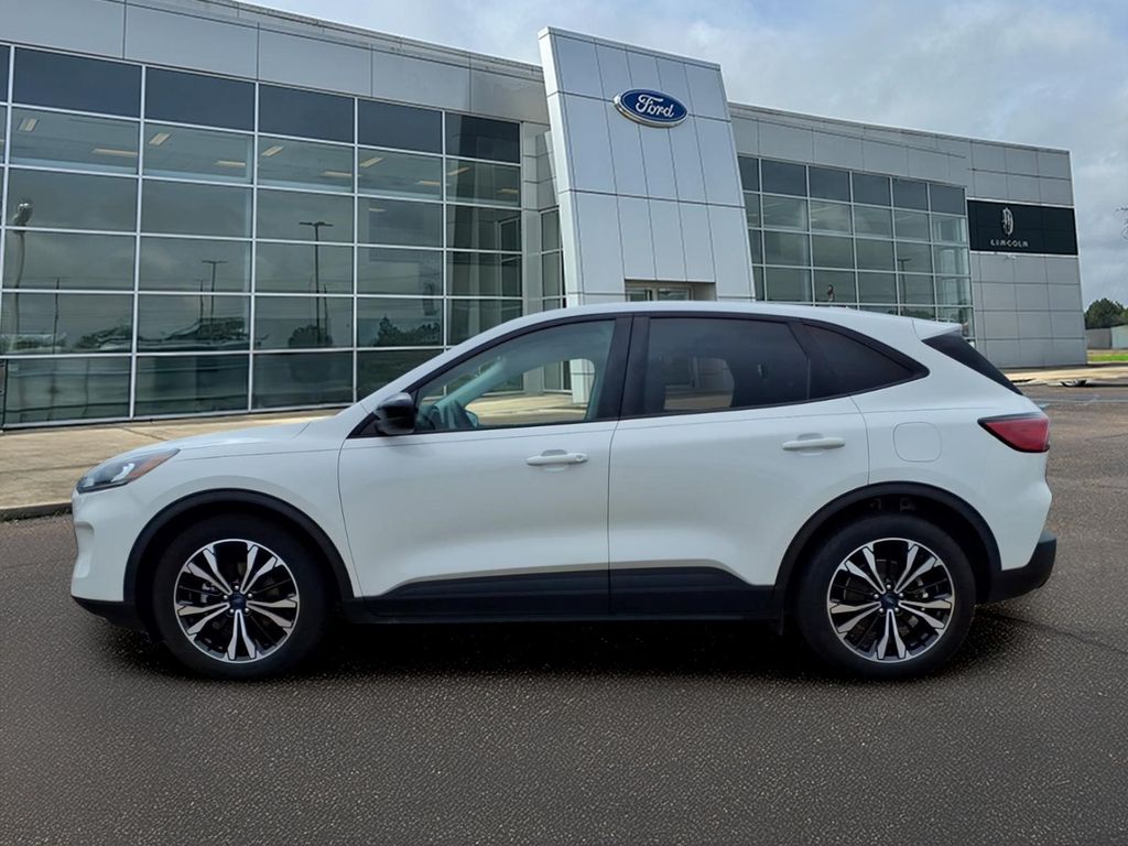 Used 2022 Ford Escape SE Sport Utility