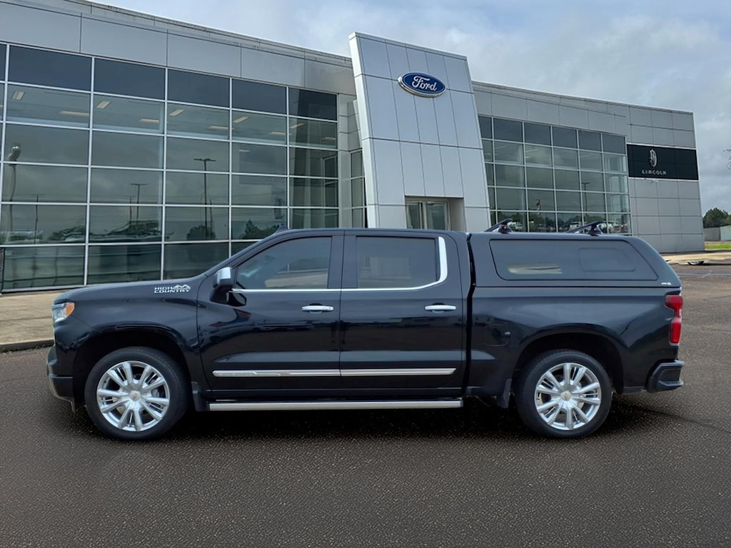 Used 2024 Chevrolet Silverado High Country Crew Cab