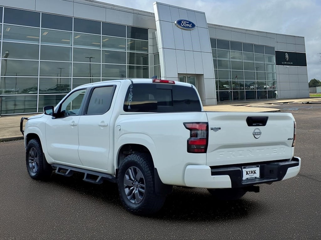 Used 2025 Nissan Frontier SV Crew Cab