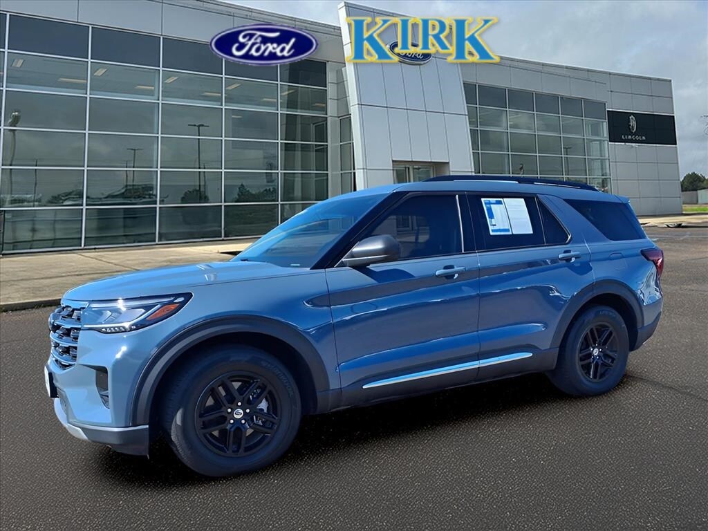 Used 2025 Ford Explorer Active SUV