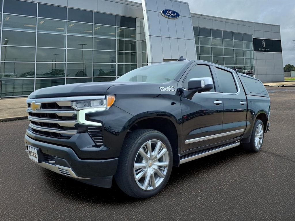 Used 2024 Chevrolet Silverado High Country Crew Cab