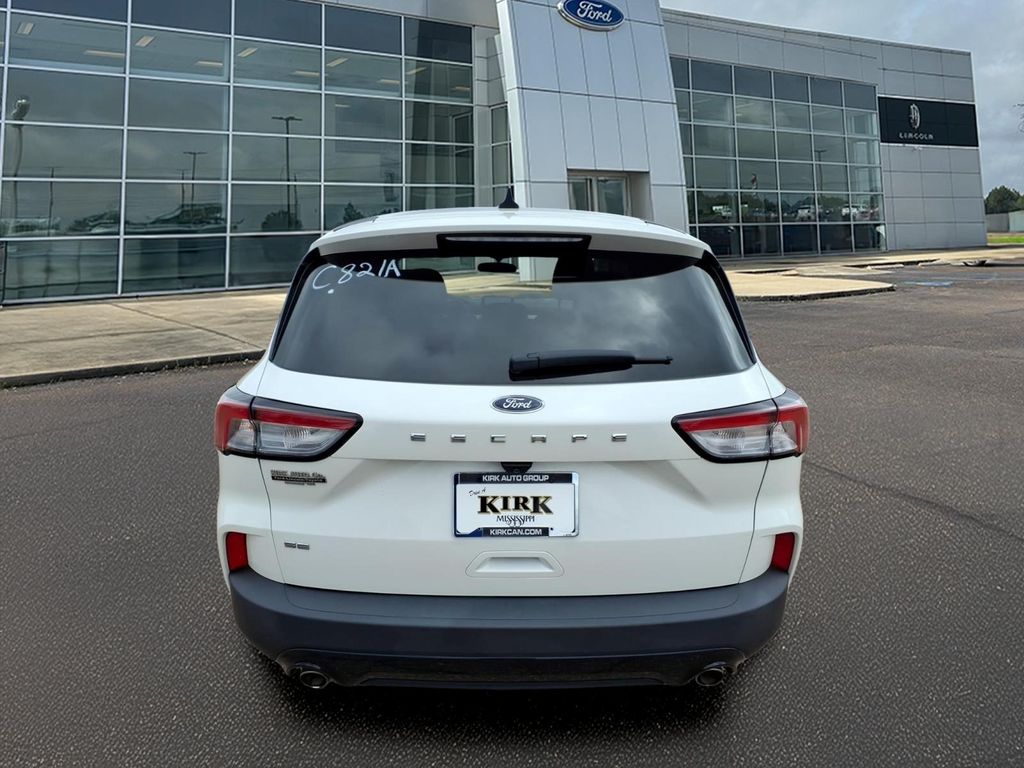Used 2022 Ford Escape SE Sport Utility