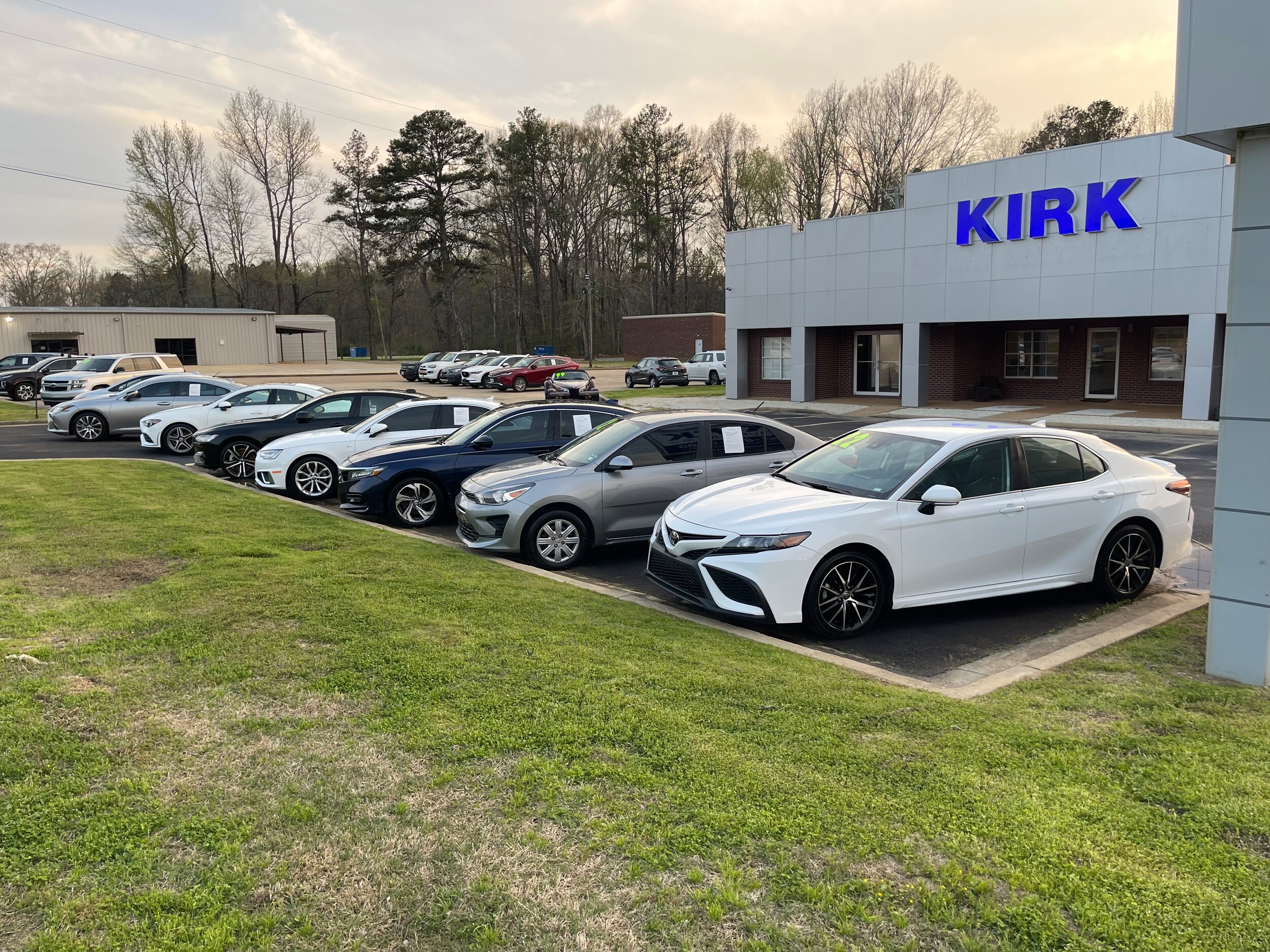 Used Chevrolet, Ford, GMC, Nissan and Ram dealership in Florence Kirk