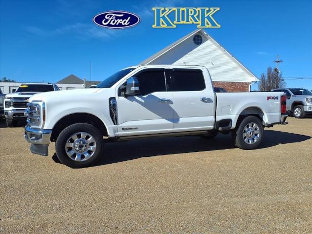 Used 2024 Ford F-250 Lariat Crew Cab Short Bed Truck