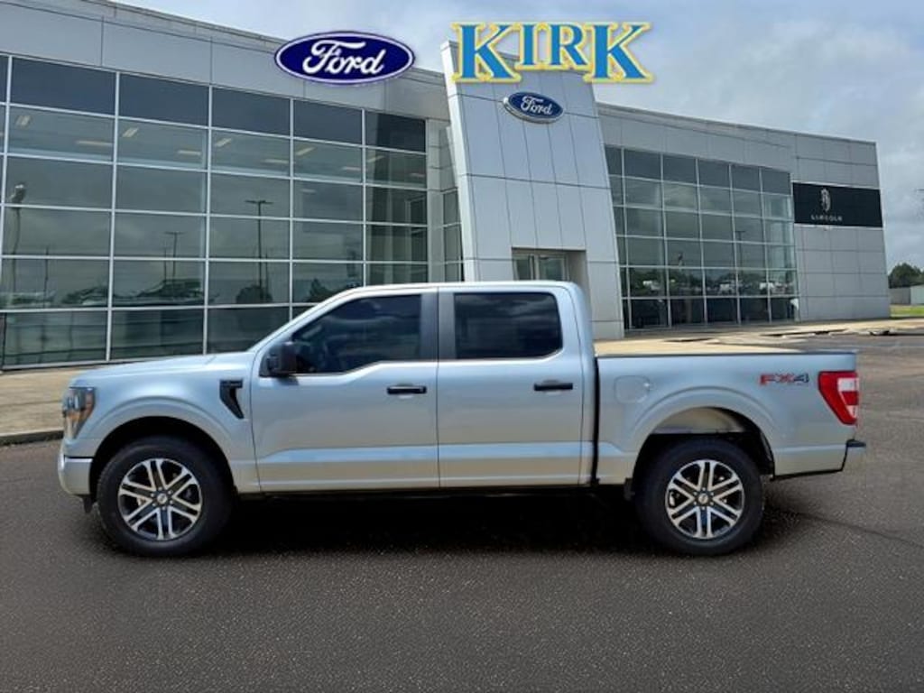 Used 2023 Ford F-150 XL Crew Cab Short Bed Truck