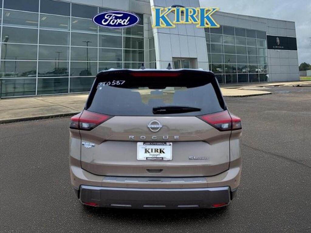 Certified 2025 Nissan Rogue SL SUV