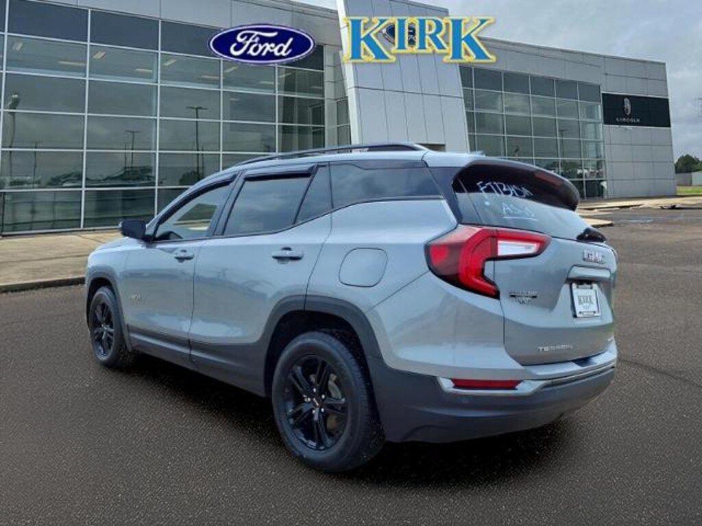 Used 2024 GMC Terrain AT4 SUV