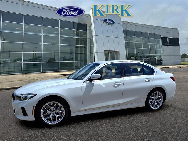 2025 BMW 3 Series 330i's photo