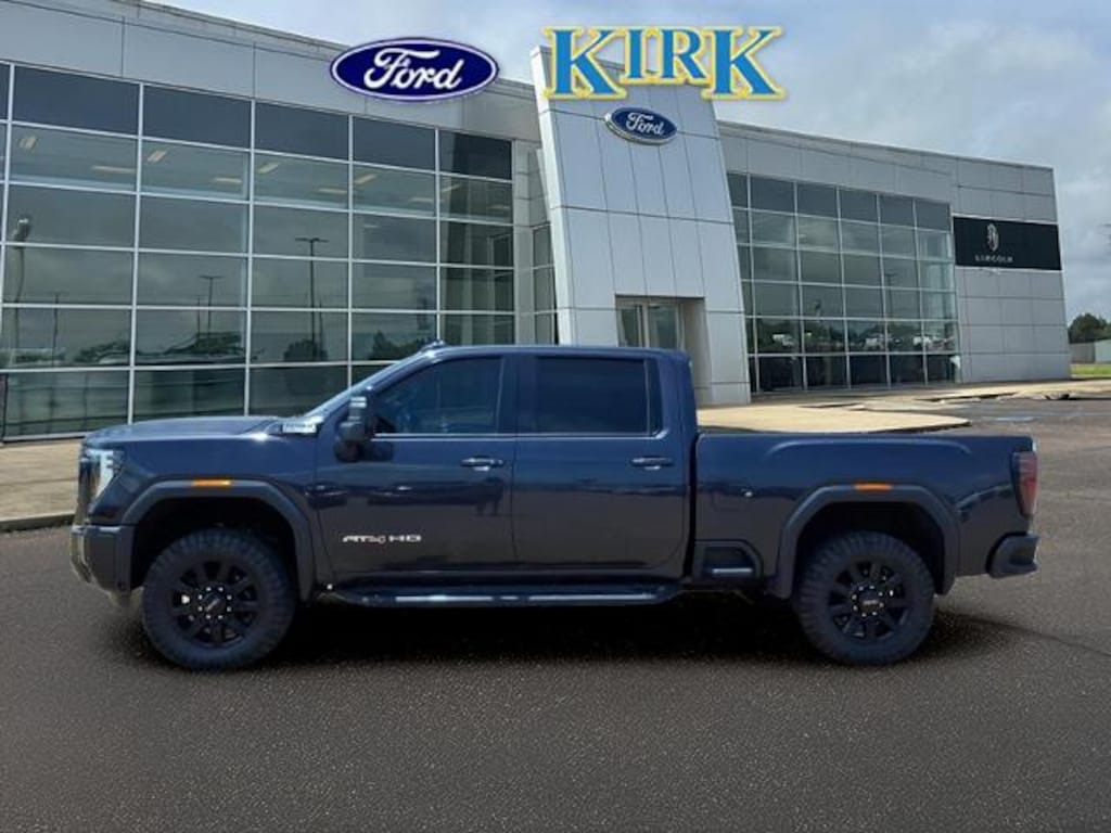 Used 2024 GMC Sierra 2500HD AT4 Crew Cab Short Bed Truck