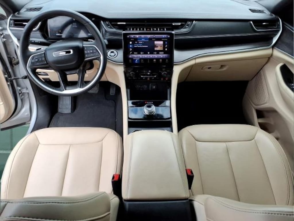 Used 2024 Jeep Grand Cherokee Limited SUV