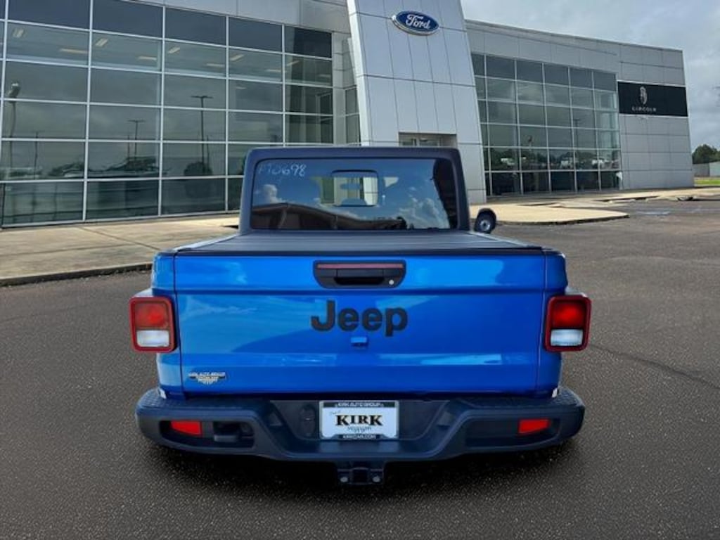 Used 2023 Jeep Gladiator Sport Crew Cab Short Bed Truck