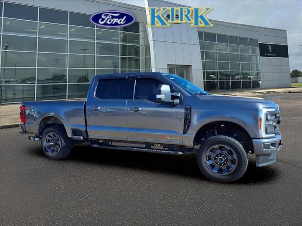 Used 2023 Ford F-350 Lariat Super Duty Crew Cab