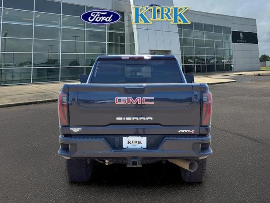 Used 2024 GMC Sierra 2500HD AT4 Crew Cab Short Bed Truck