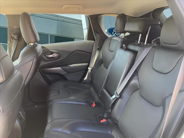 2022 Jeep Cherokee Latitude Lux - Photo 20