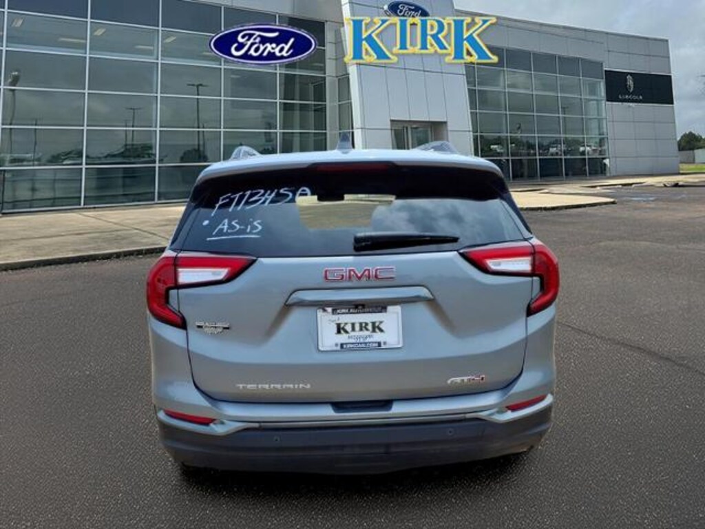 Used 2024 GMC Terrain AT4 SUV