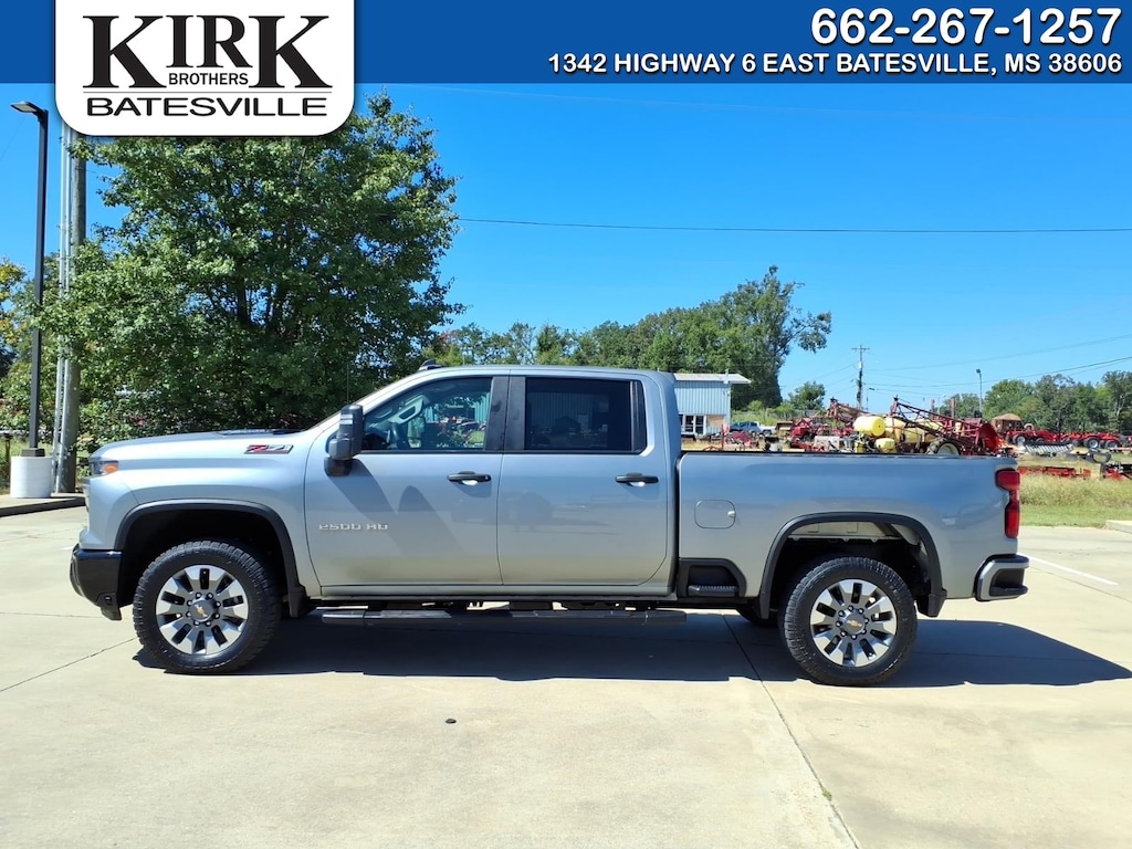 Used 2024 Chevrolet Silverado 2500 HD Custom Truck Crew Cab
