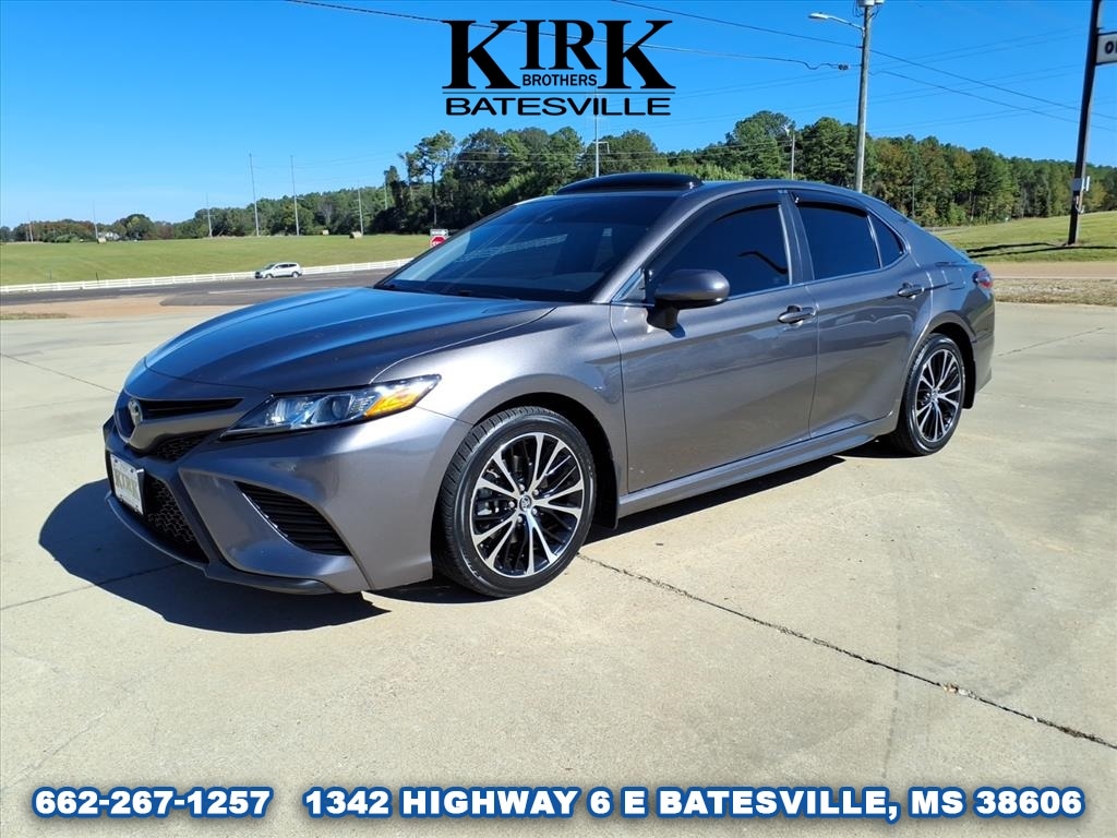 2018 Toyota Camry SE