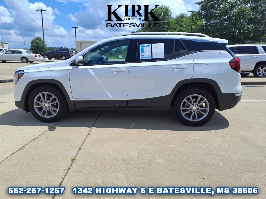 2022 Gmc Terrain SLT photo 2
