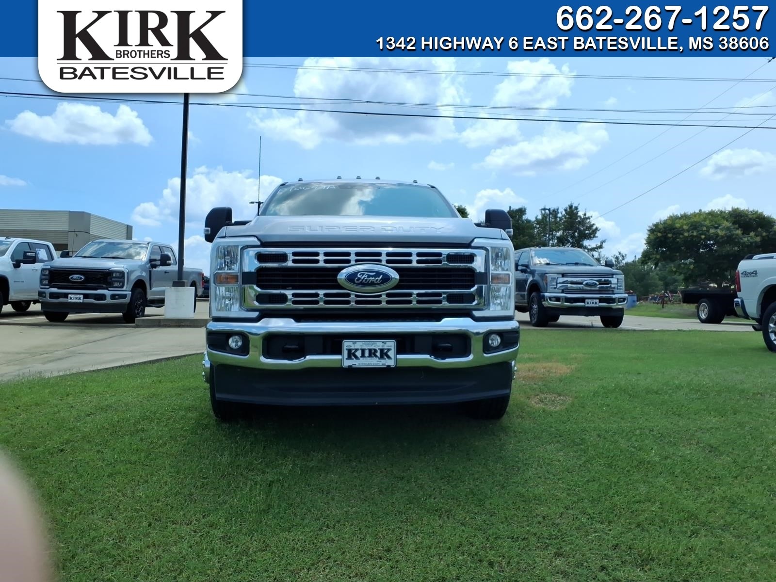 2024 Ford F-350 Super Duty XLT - Photo 8