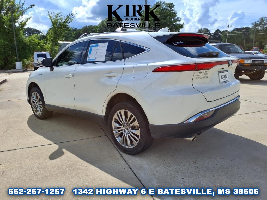 2021 Toyota Venza Limited photo 3