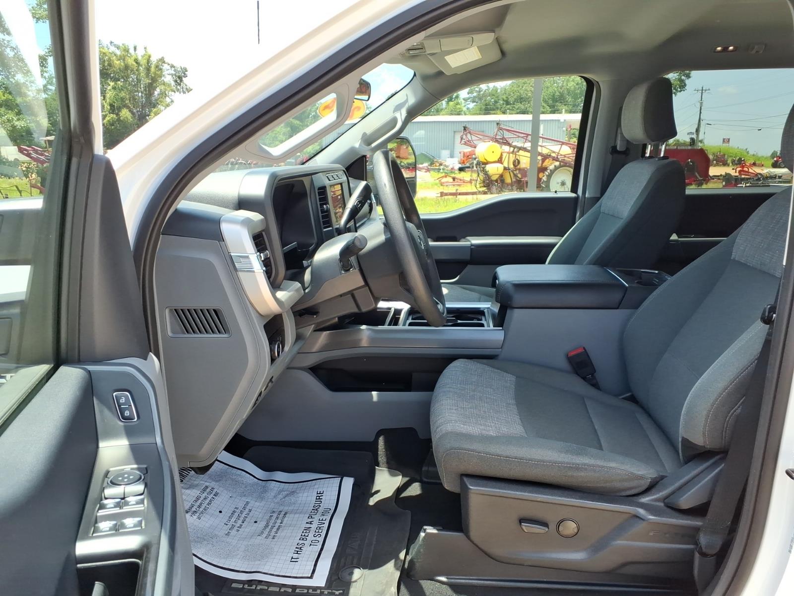 2024 Ford F-250 Super Duty XLT - Photo 15