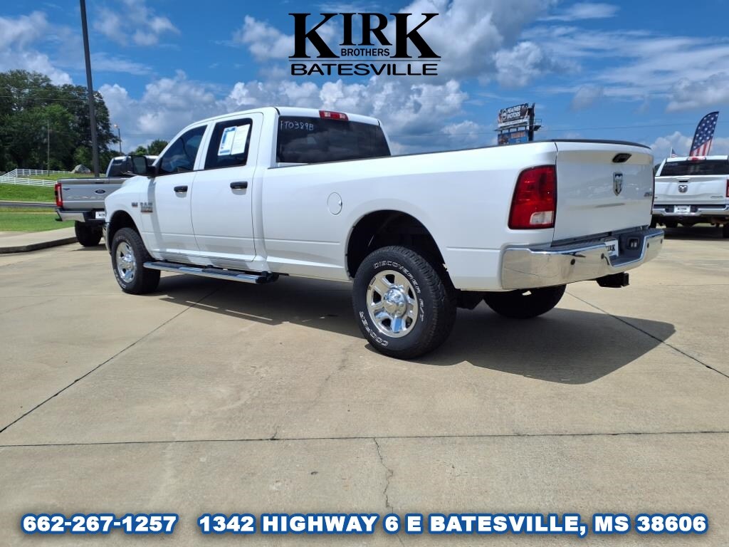2018 Ram 3500 Tradesman photo 3
