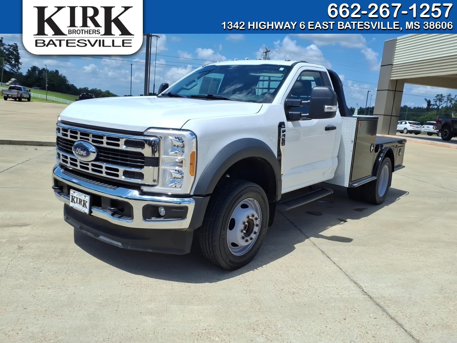 2023 Ford F-450 XL 4x4 Regular Cab 145-In DRW's photo