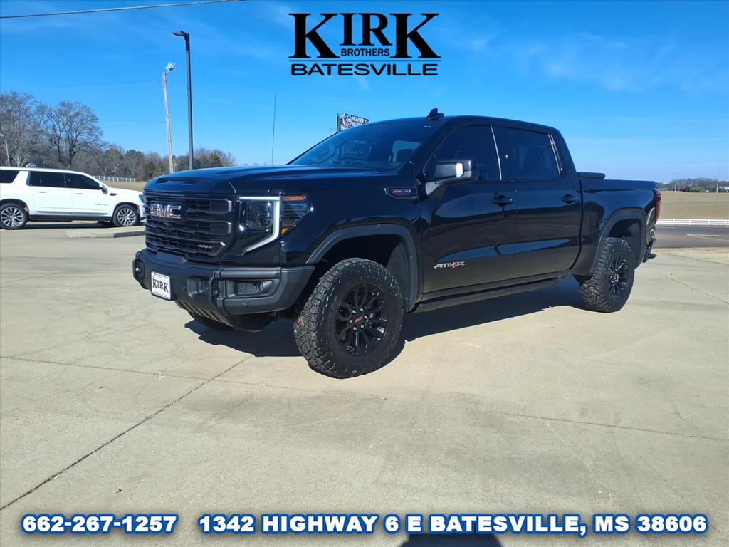 2023 GMC Sierra Base's photo
