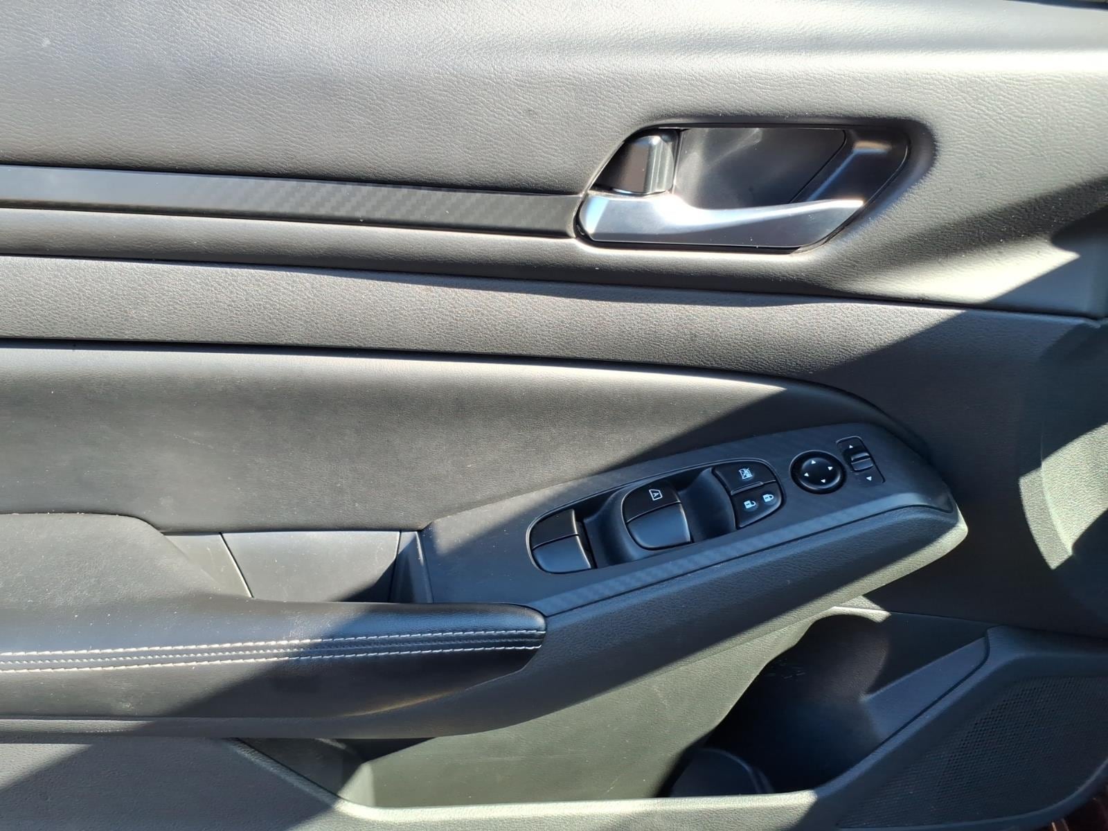 2024 Nissan Altima SV - Photo 14