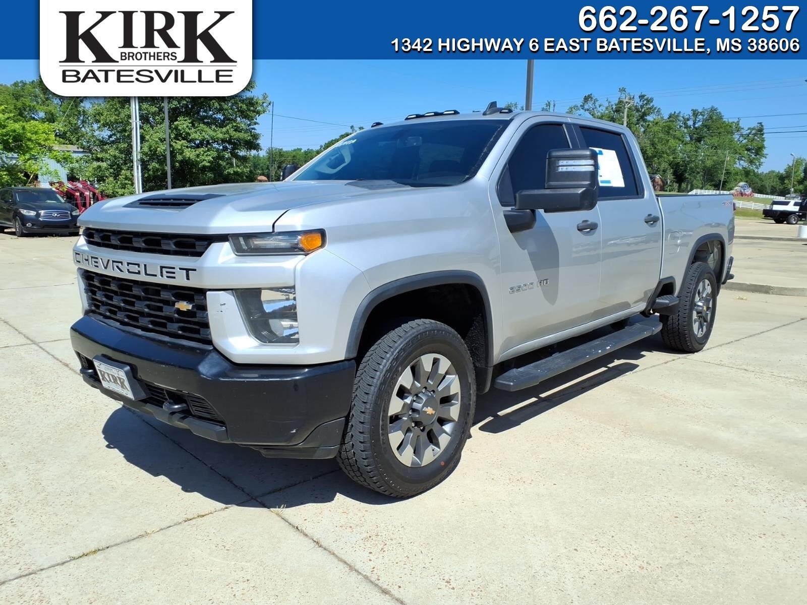 2022 Chevrolet Silverado HD Custom 4WD Crew Cab Standard Box's photo