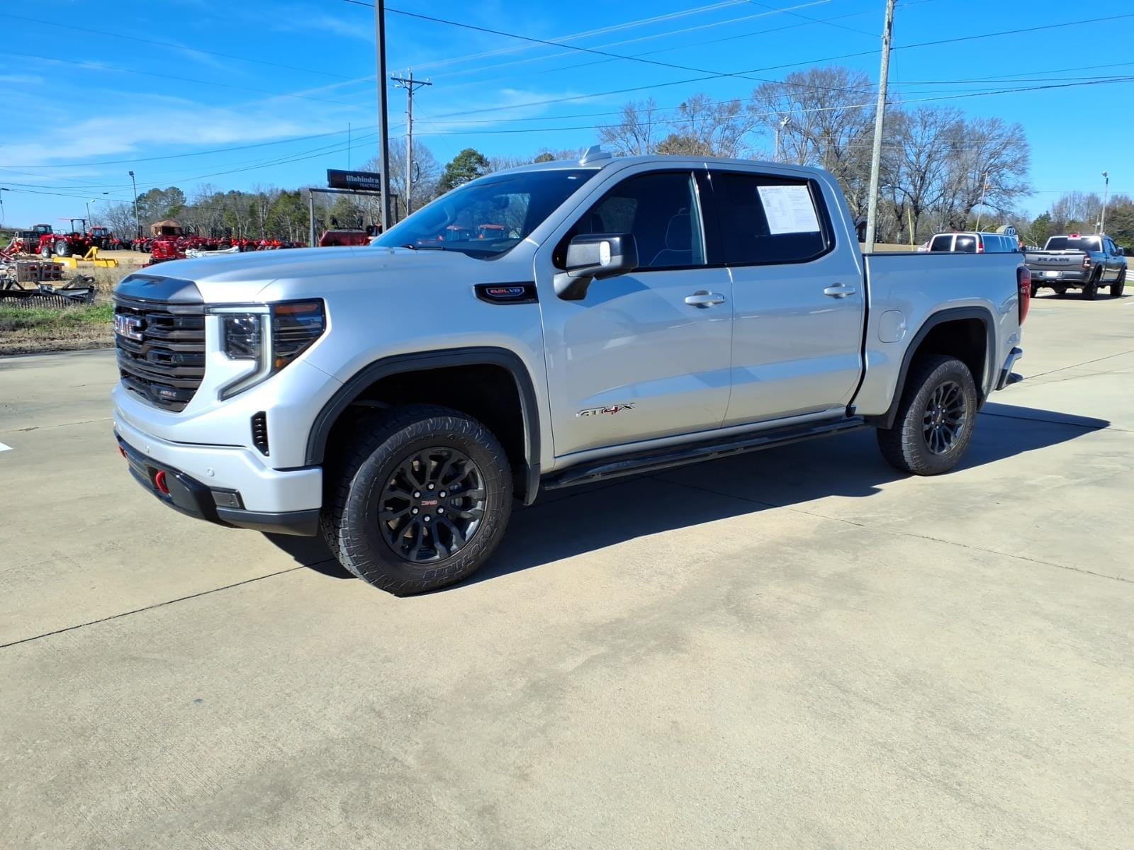 2022 GMC Sierra 4WD Crew Cab Short Box AT4X's photo