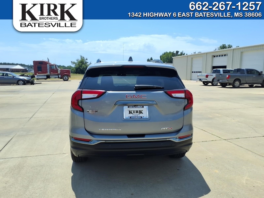 Used 2024 GMC Terrain AT4 SUV