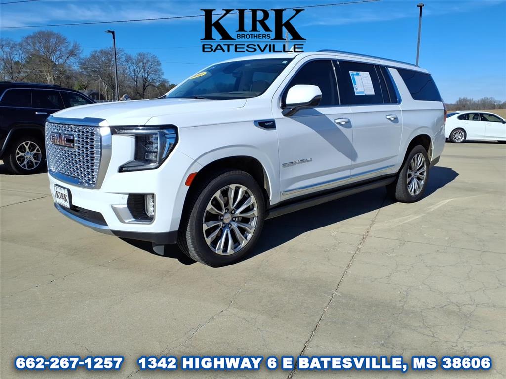 2021 GMC Yukon Denali's photo