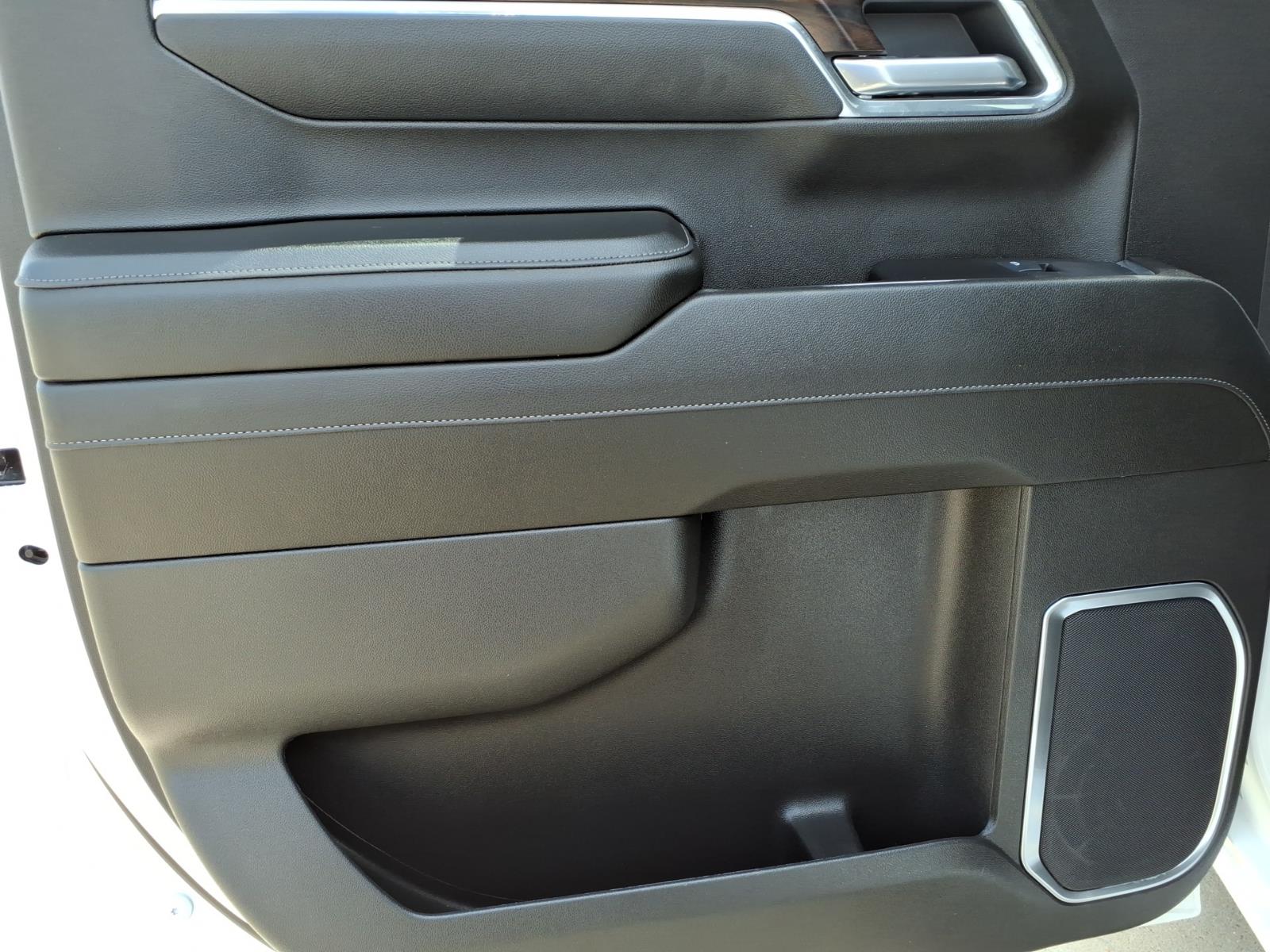 2025 GMC Sierra 1500 SLT - Photo 10
